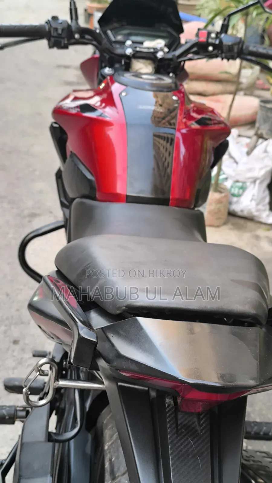 হোন্ডা এক্স-ব্লেড ১৬০ ২০২০ লাল