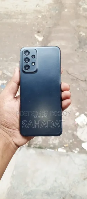 স্যামসাং গ্যালাক্সি এ২৩ ৫জি ১২৮ জিবি ব্ল্যাক