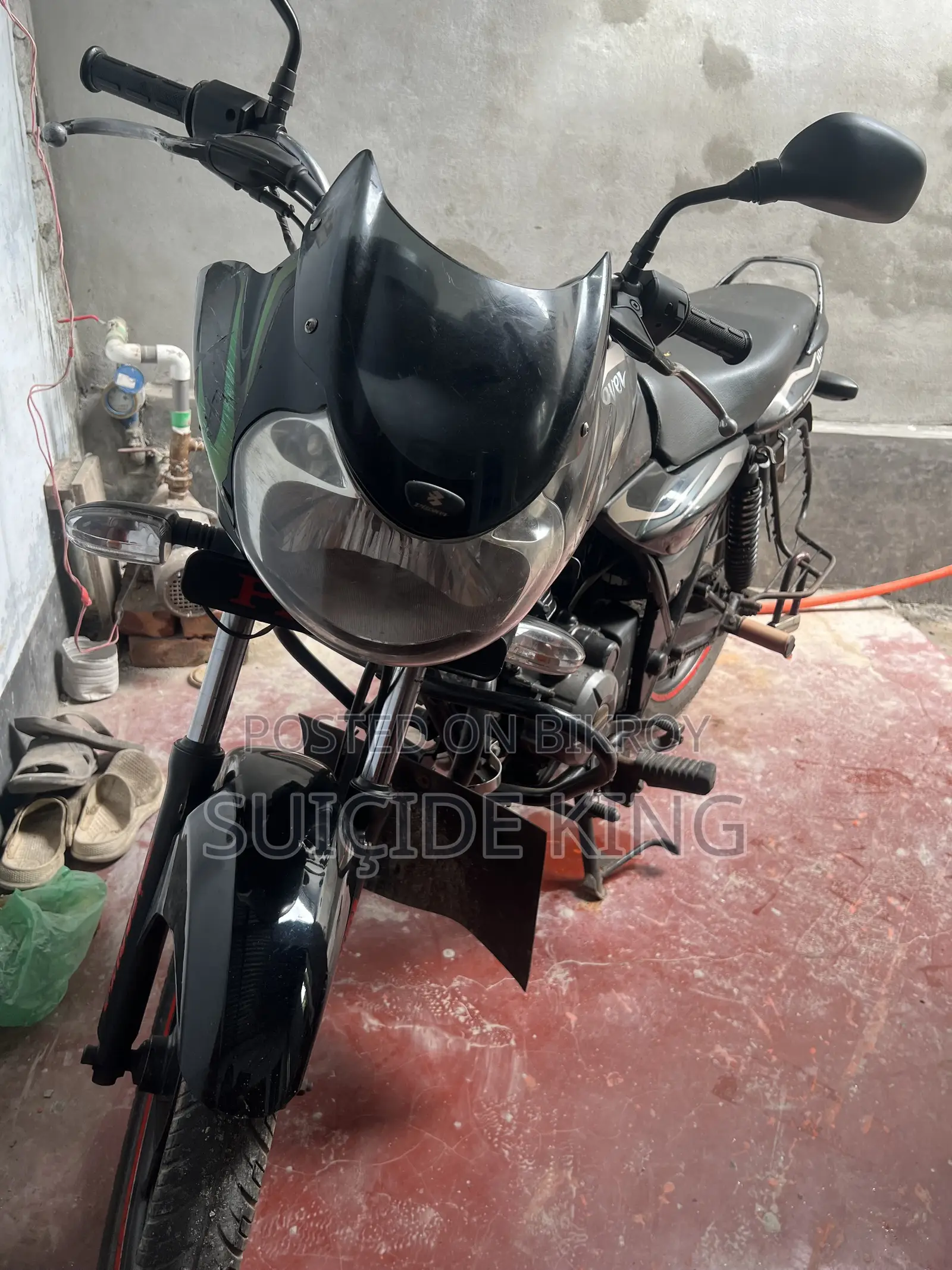 Bajaj Discover 100 2017 Black