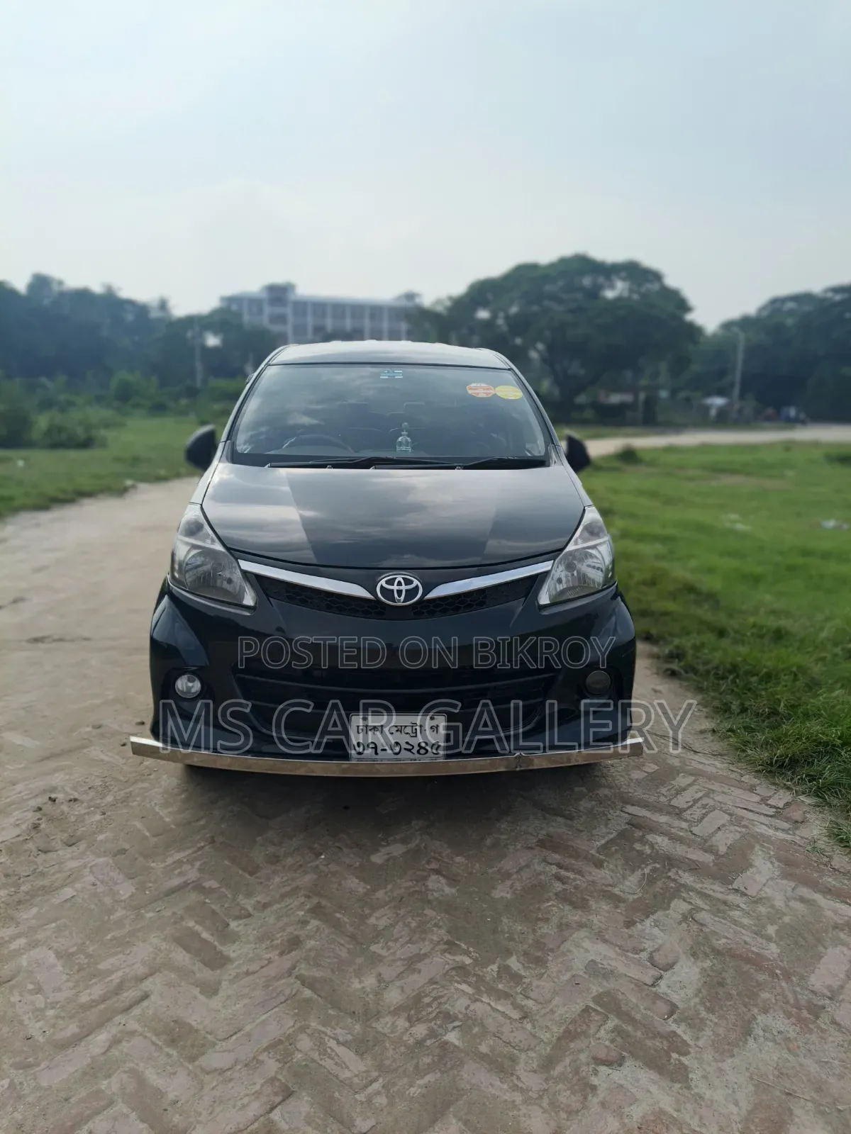টয়োটা আভানজা ২০১৪ গ্রে