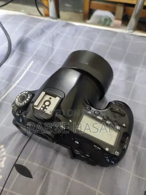 Canon 60D With Prime Lense