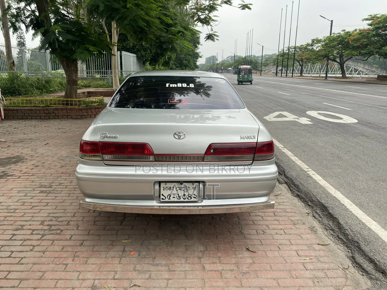 Toyota Mark II 1999 Gray