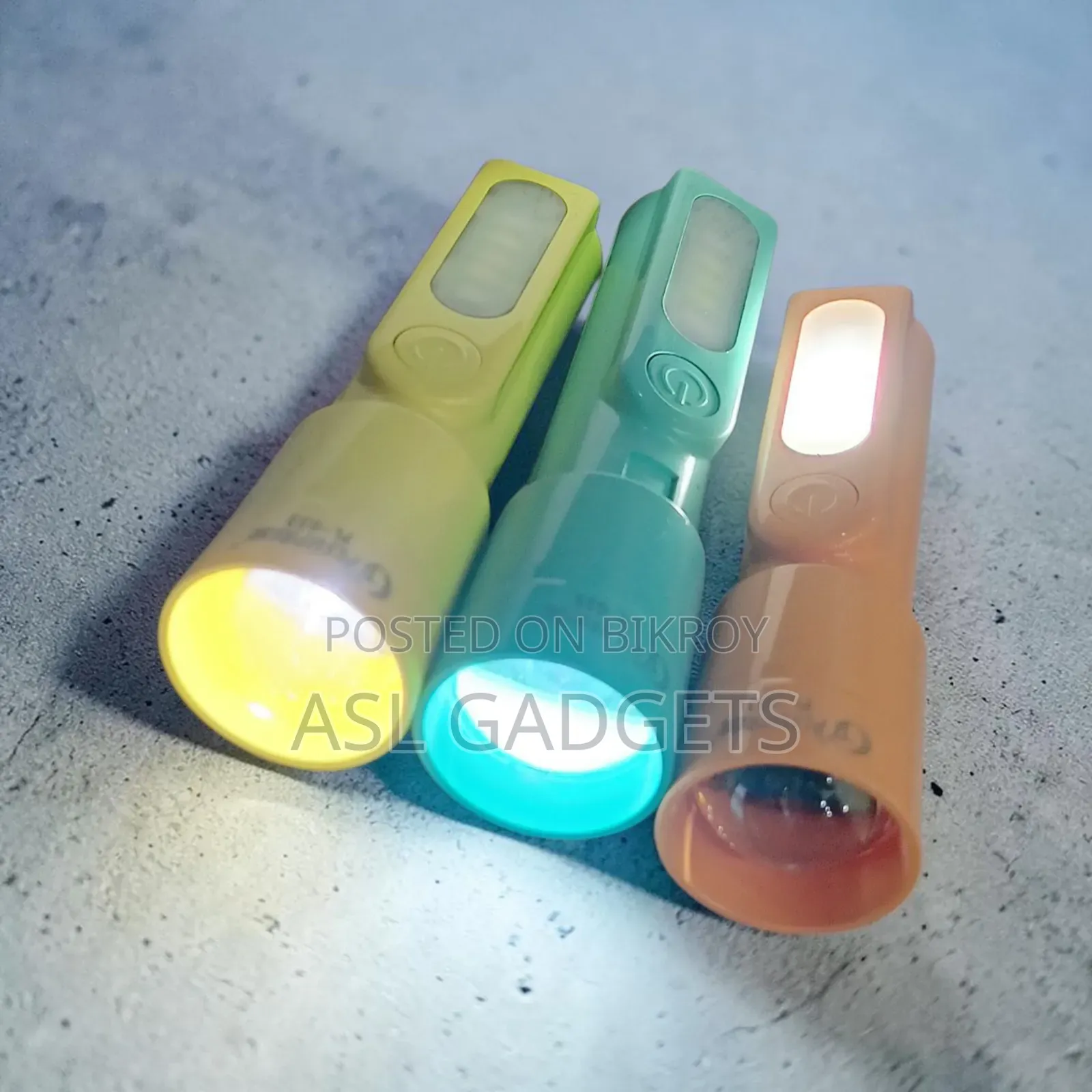 টর্চ লাইট পিএল-০৩৩