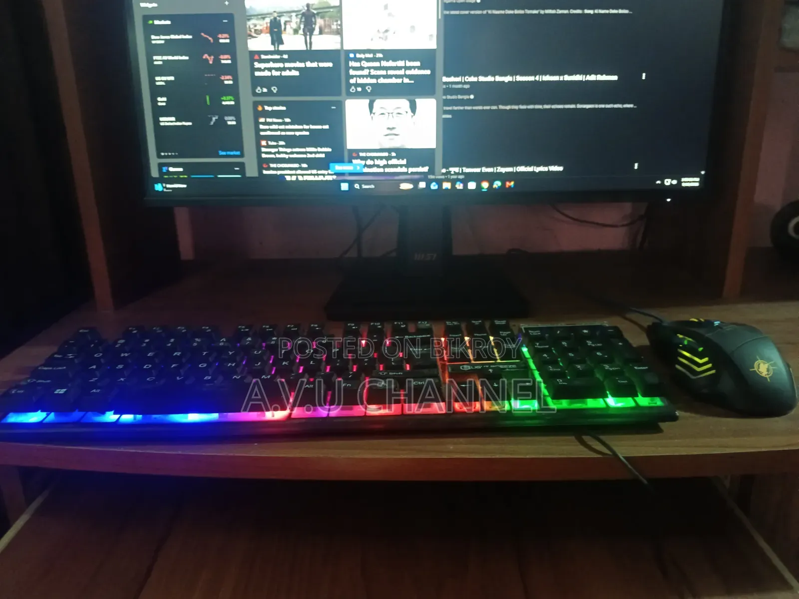 গেমিং RGB কিবোর্ড এবং মাউস৷