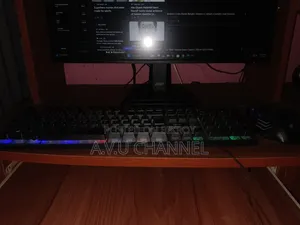 গেমিং RGB কিবোর্ড এবং মাউস৷