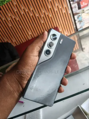 Tecno Camon 40 Pro 4G 256 GB Blue