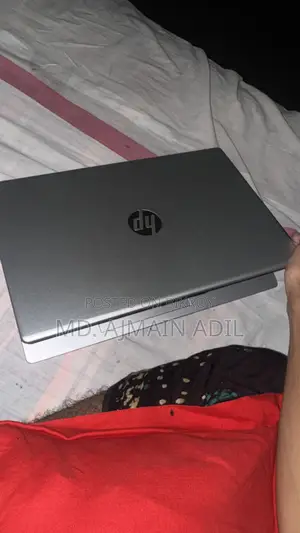 Laptop HP 15-fd0290ns 8GB Intel Core i5 SSD 512GB
