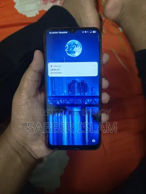 রিয়েলমি সি১২ ৩২ জিবি লাল