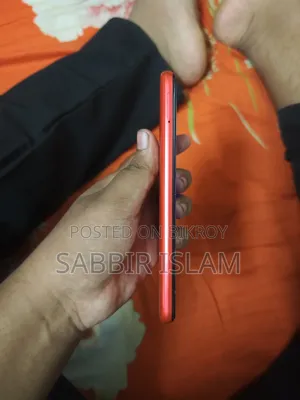 রিয়েলমি সি১২ ৩২ জিবি লাল