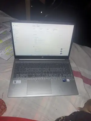 Laptop HP 15-fd0290ns 8GB Intel Core i5 SSD 512GB