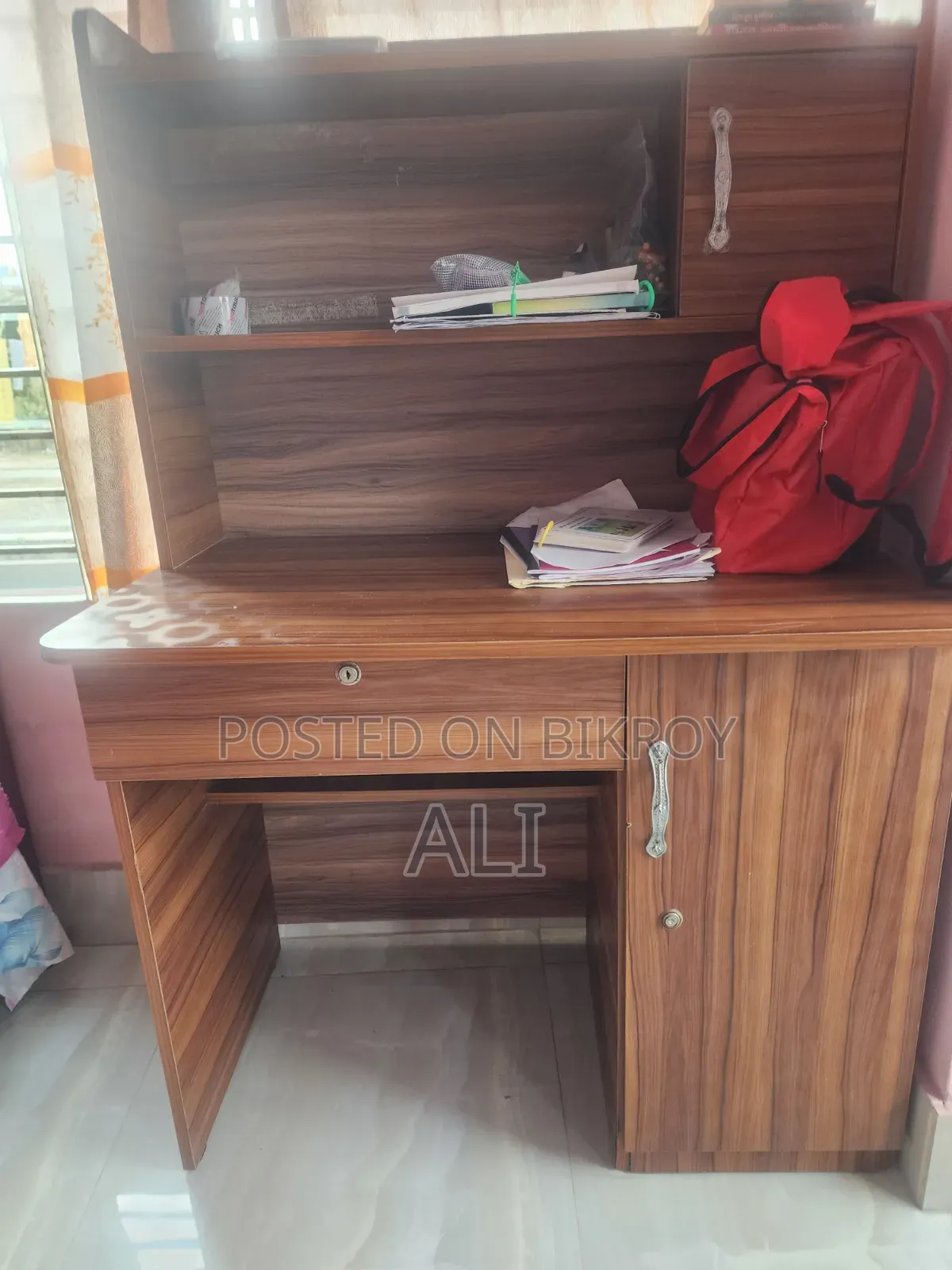 URGENT Sale Study Table