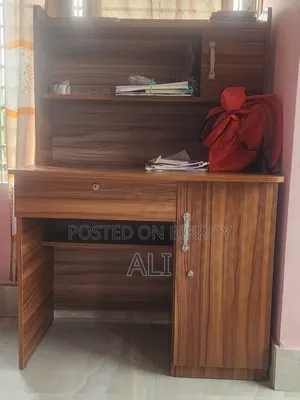 URGENT Sale Study Table