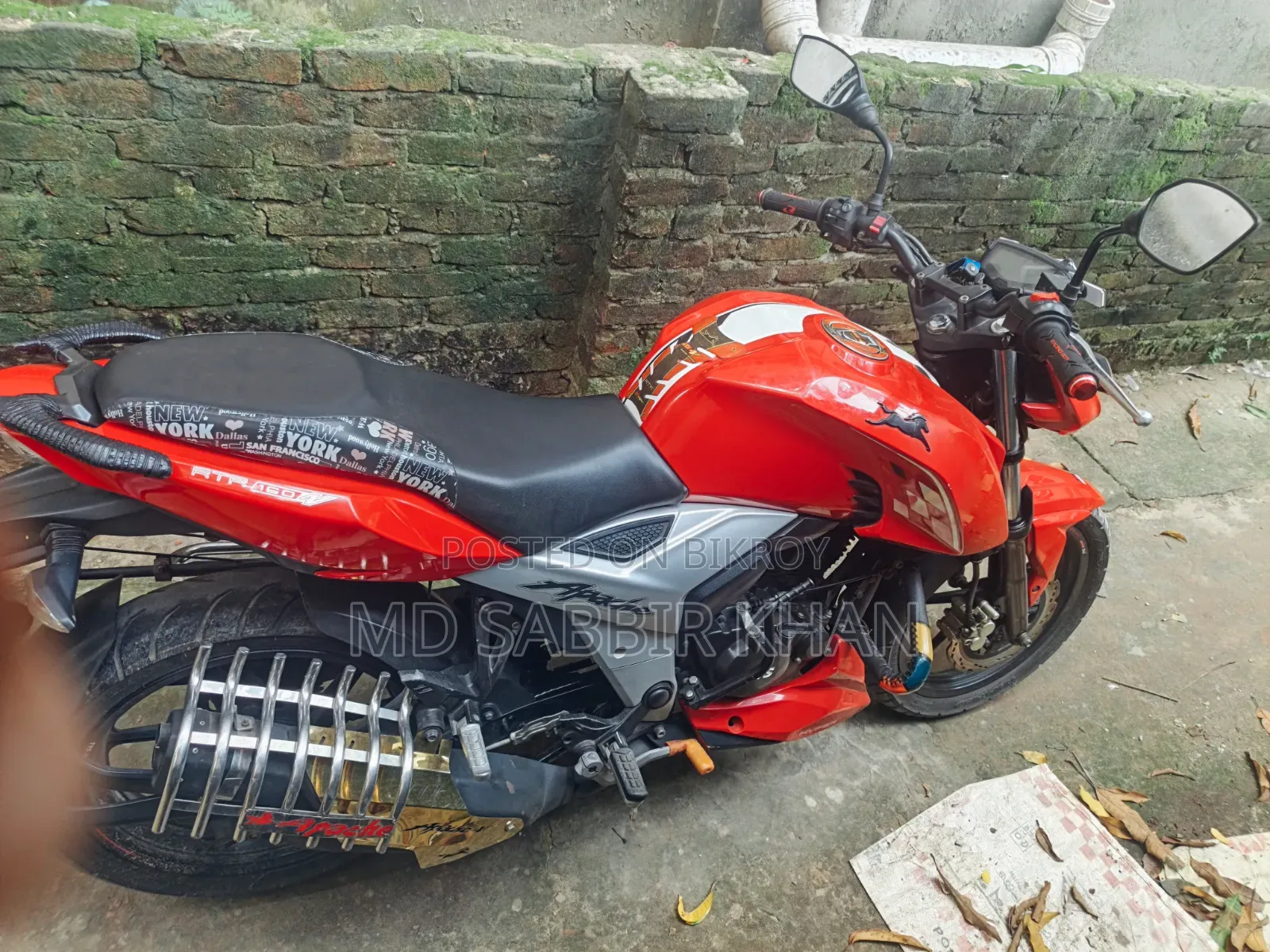 TVS Apache RTR 160 4V 2021 Red