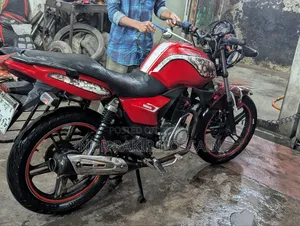 কিওয়ে আরকেএস ১০০ ২০১৭ রেড