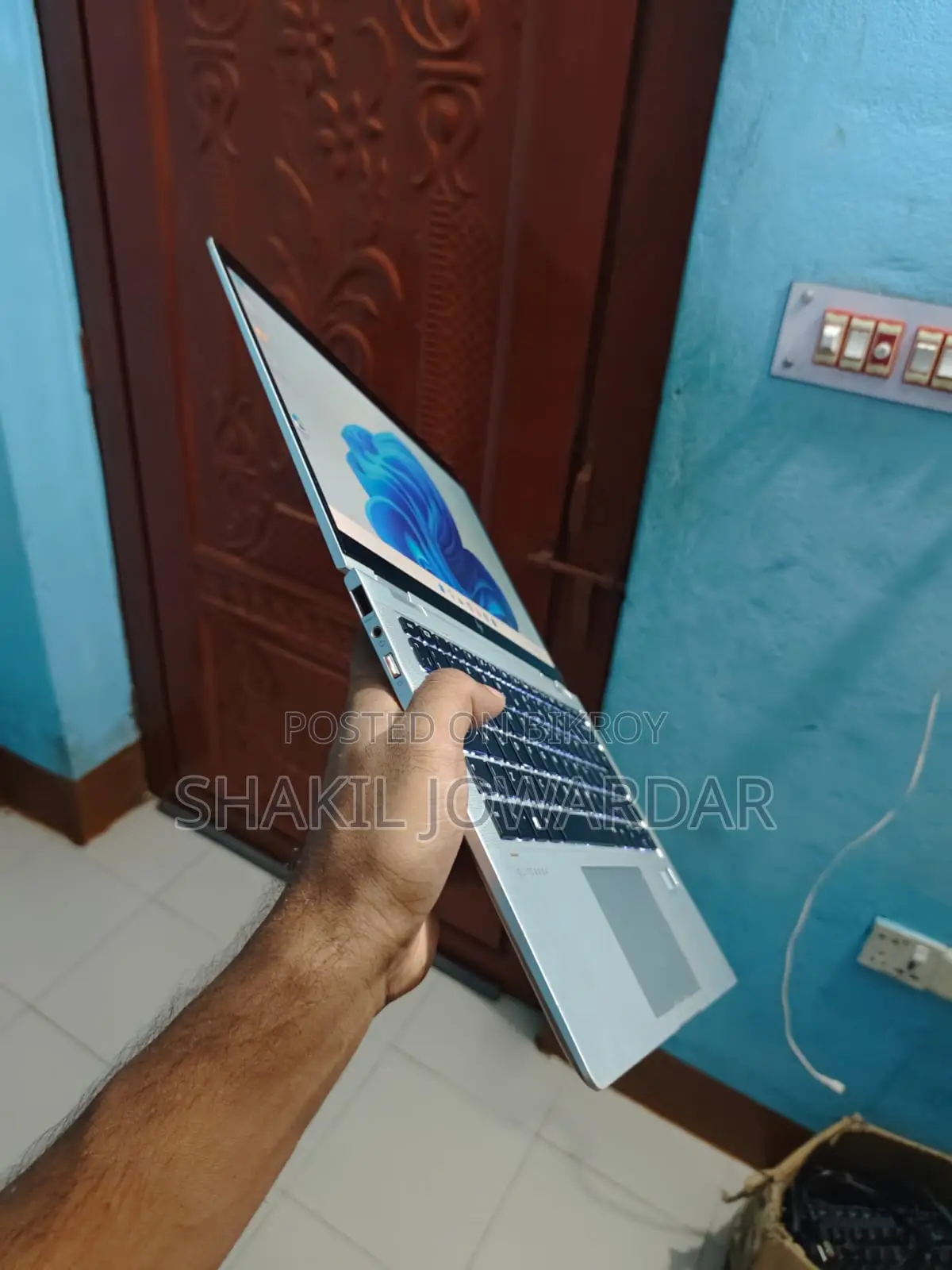 Laptop HP EliteBook 1030 G1 16GB Intel Core i5 SSD 250GB