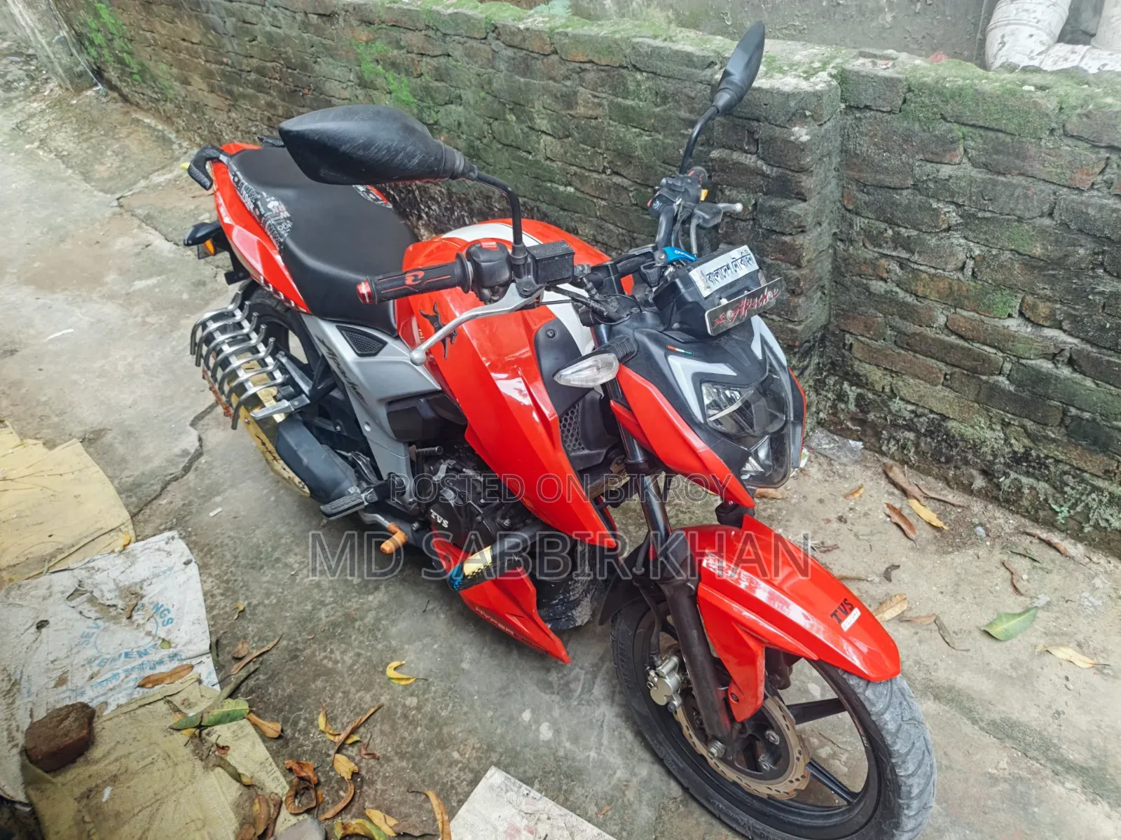 TVS Apache RTR 160 4V 2021 Red