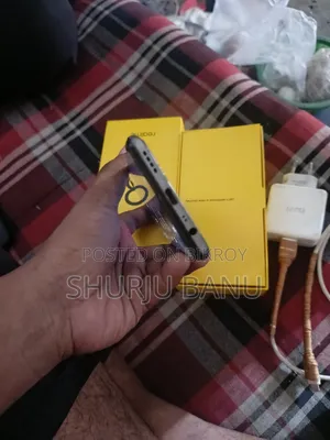 রিয়েলমি ৮ ৫জি ১২৮ জিবি কালো