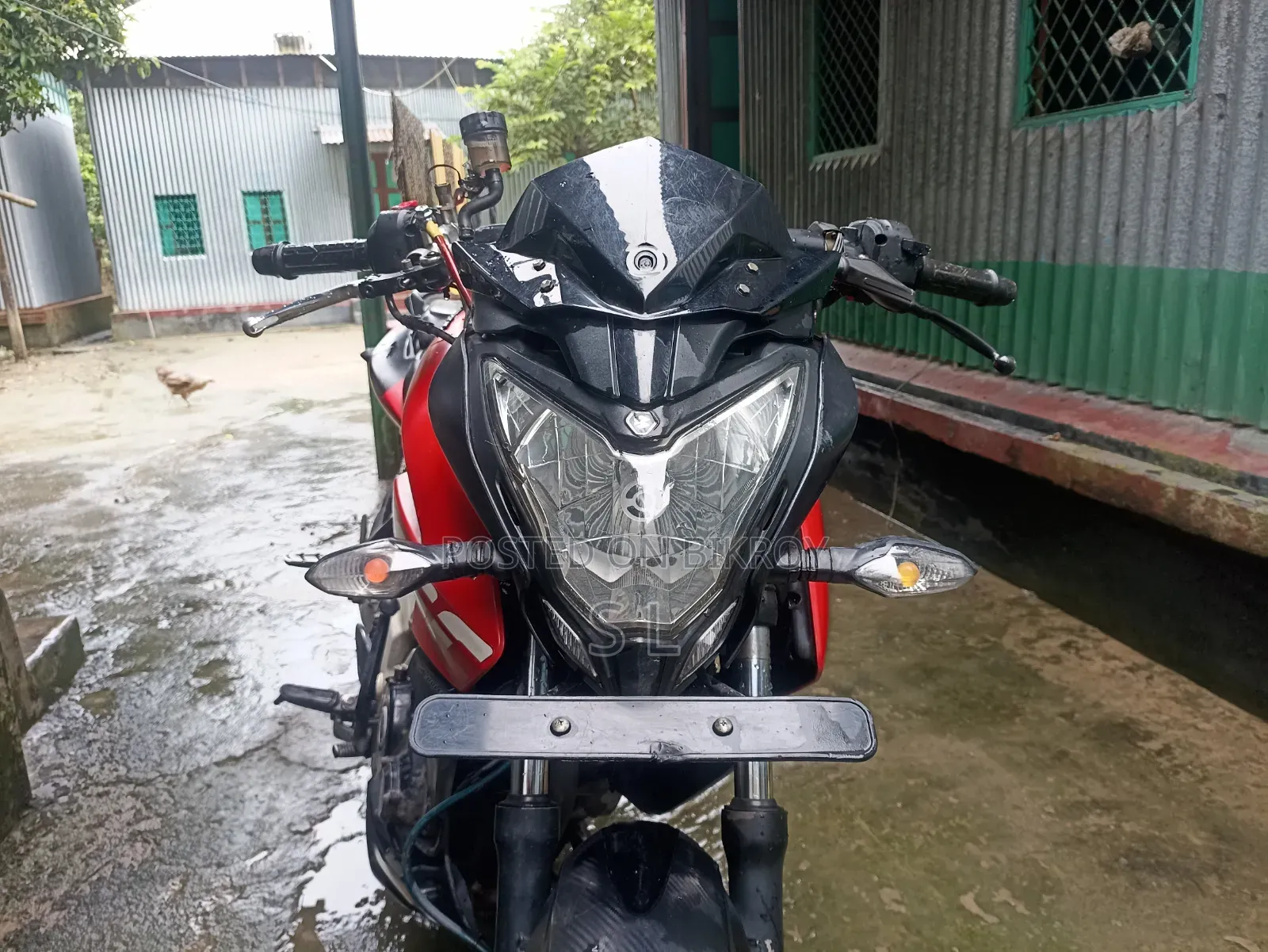 বাজাজ পালসার এনএস ১৬০ ২০২২ লাল