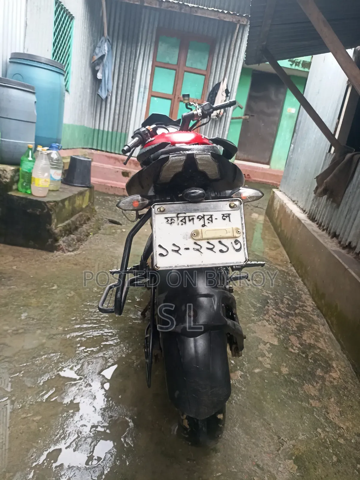 বাজাজ পালসার এনএস ১৬০ ২০২২ লাল