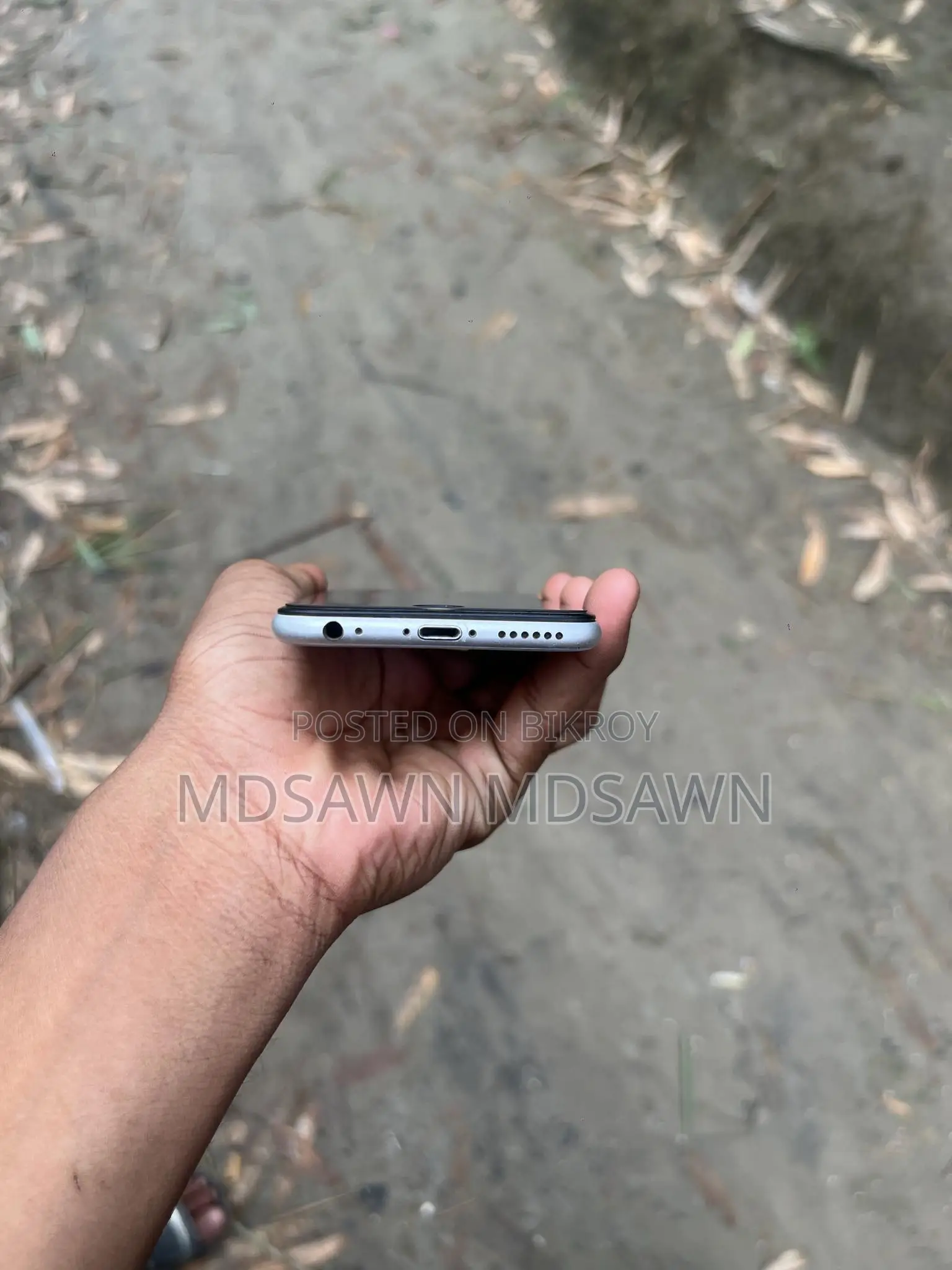 অ্যাপল আইফোন ৬ ৬৪ জিবি গোল্ড