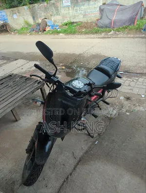 বাজাজ পালসার ১৫০ ২০১৯ ব্ল্যাক