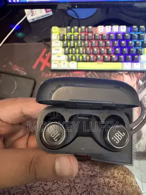 JBL Reflect Mini NC (8 months used)