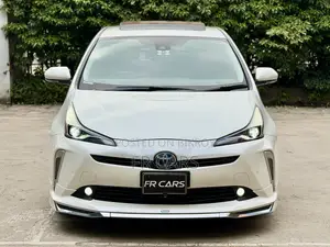 Toyota Prius 2020 Pearl