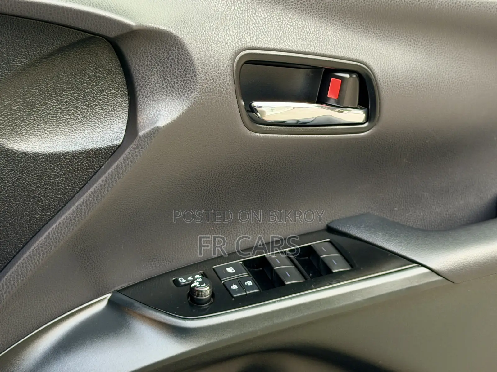 Toyota Prius 2020 Pearl