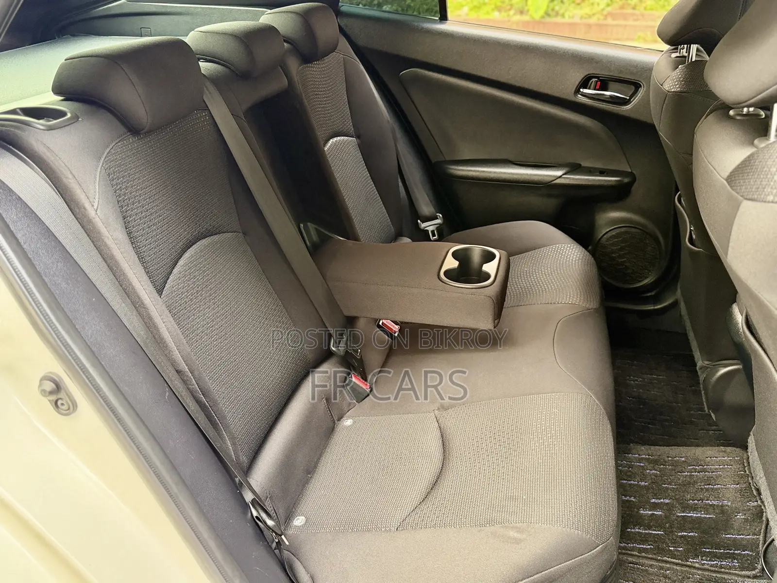 Toyota Prius 2020 Pearl