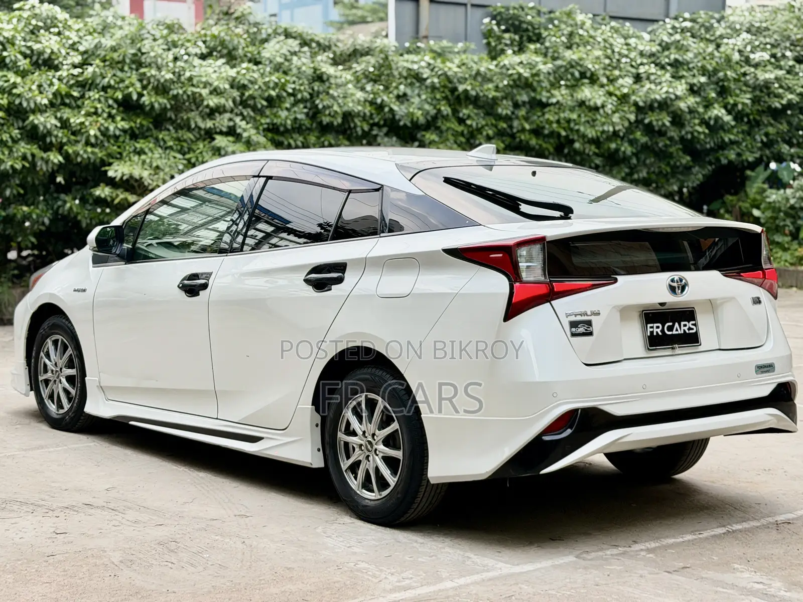 Toyota Prius 2020 Pearl