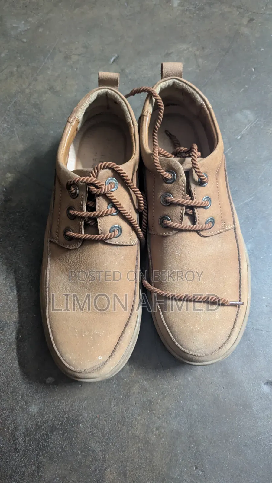 Leader Shoes
