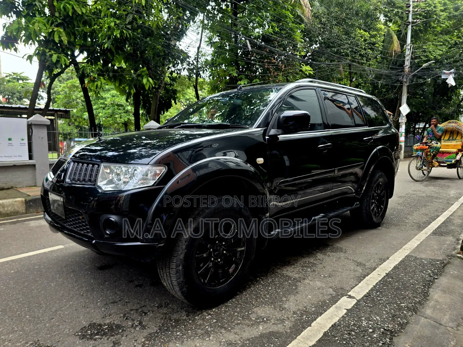 Mitsubishi Pajero 2012 Black