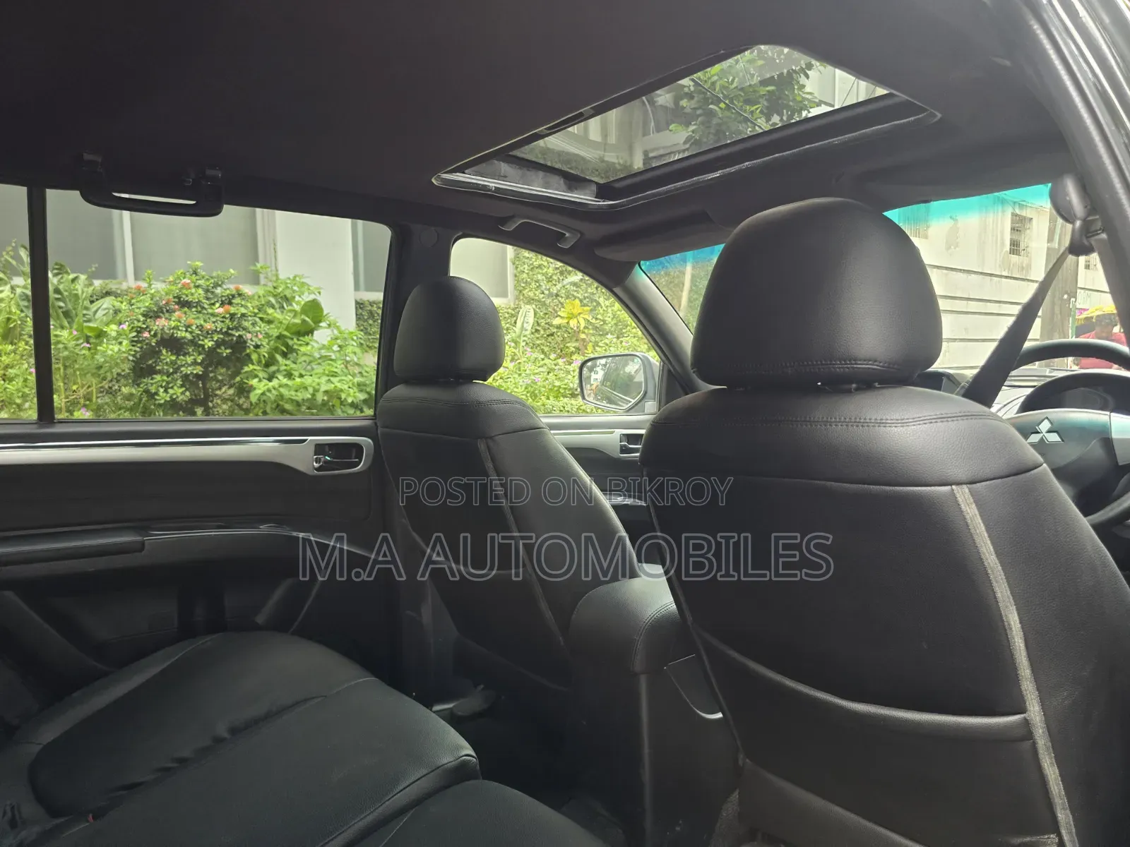 Mitsubishi Pajero 2012 Black