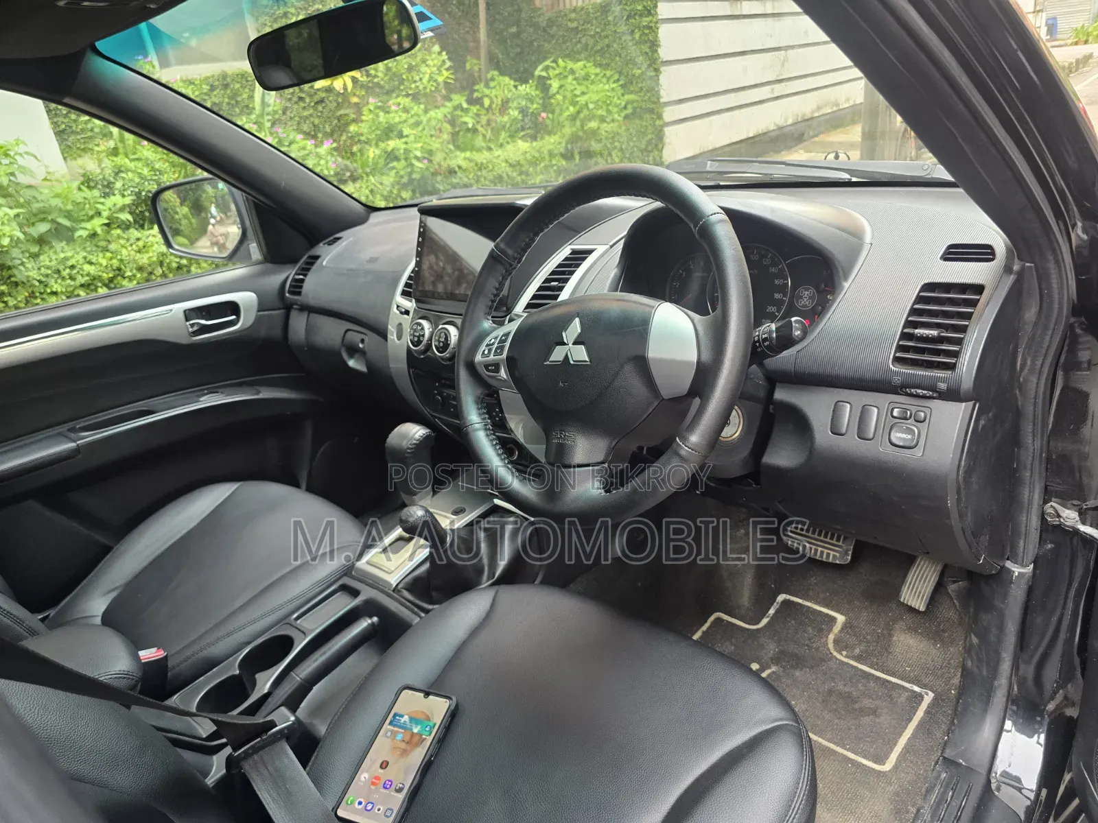 Mitsubishi Pajero 2012 Black