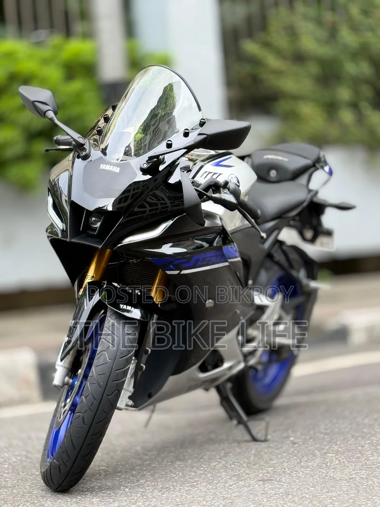 Yamaha R15M 2025 Silver