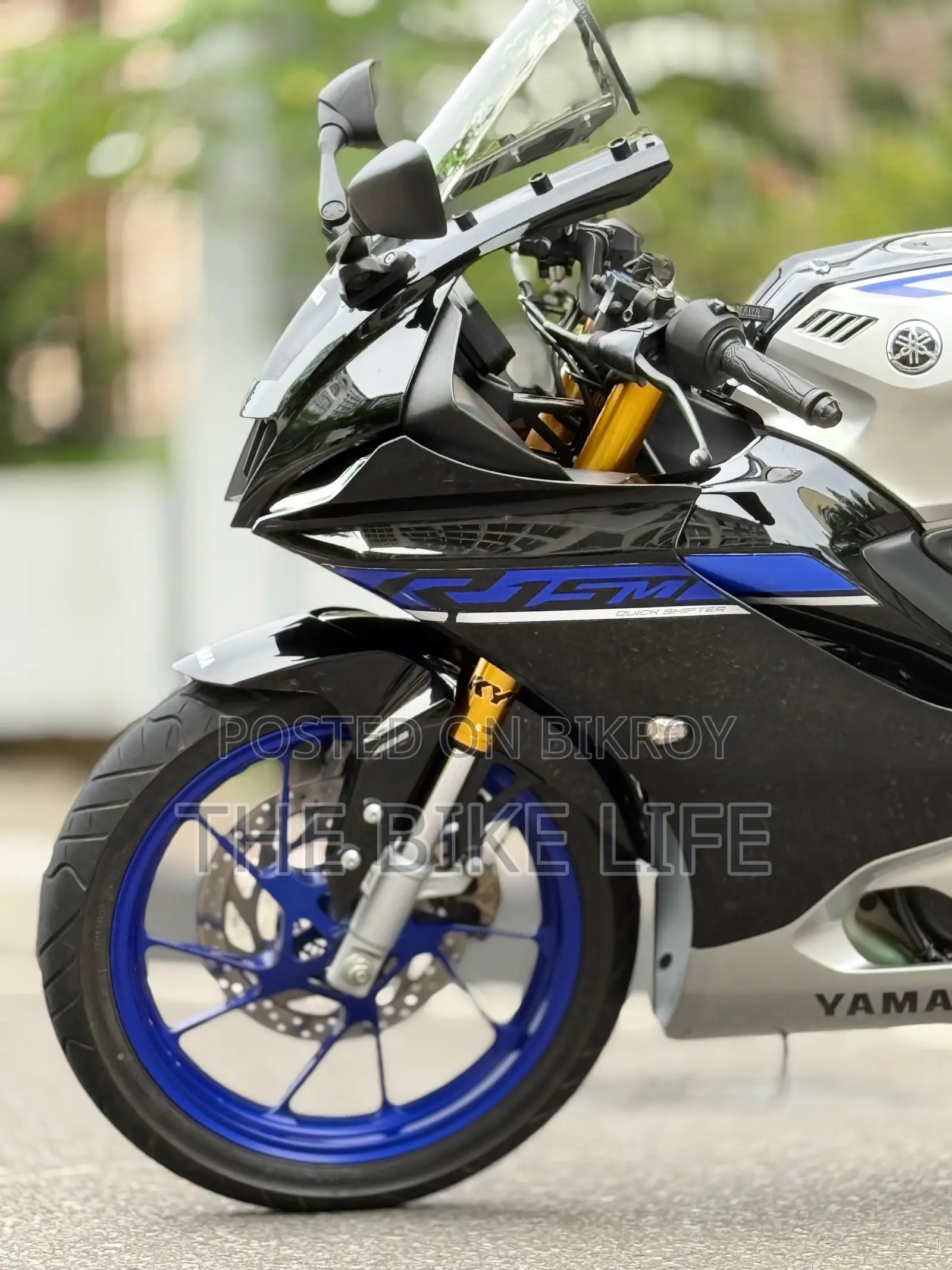 Yamaha R15M 2025 Silver