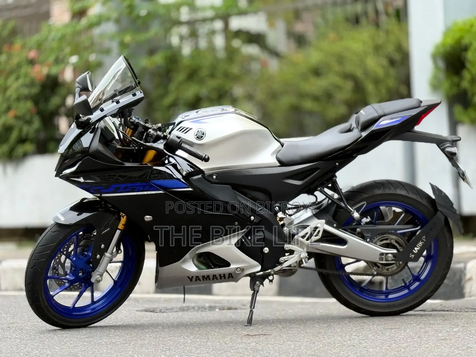 Yamaha R15M 2025 Silver
