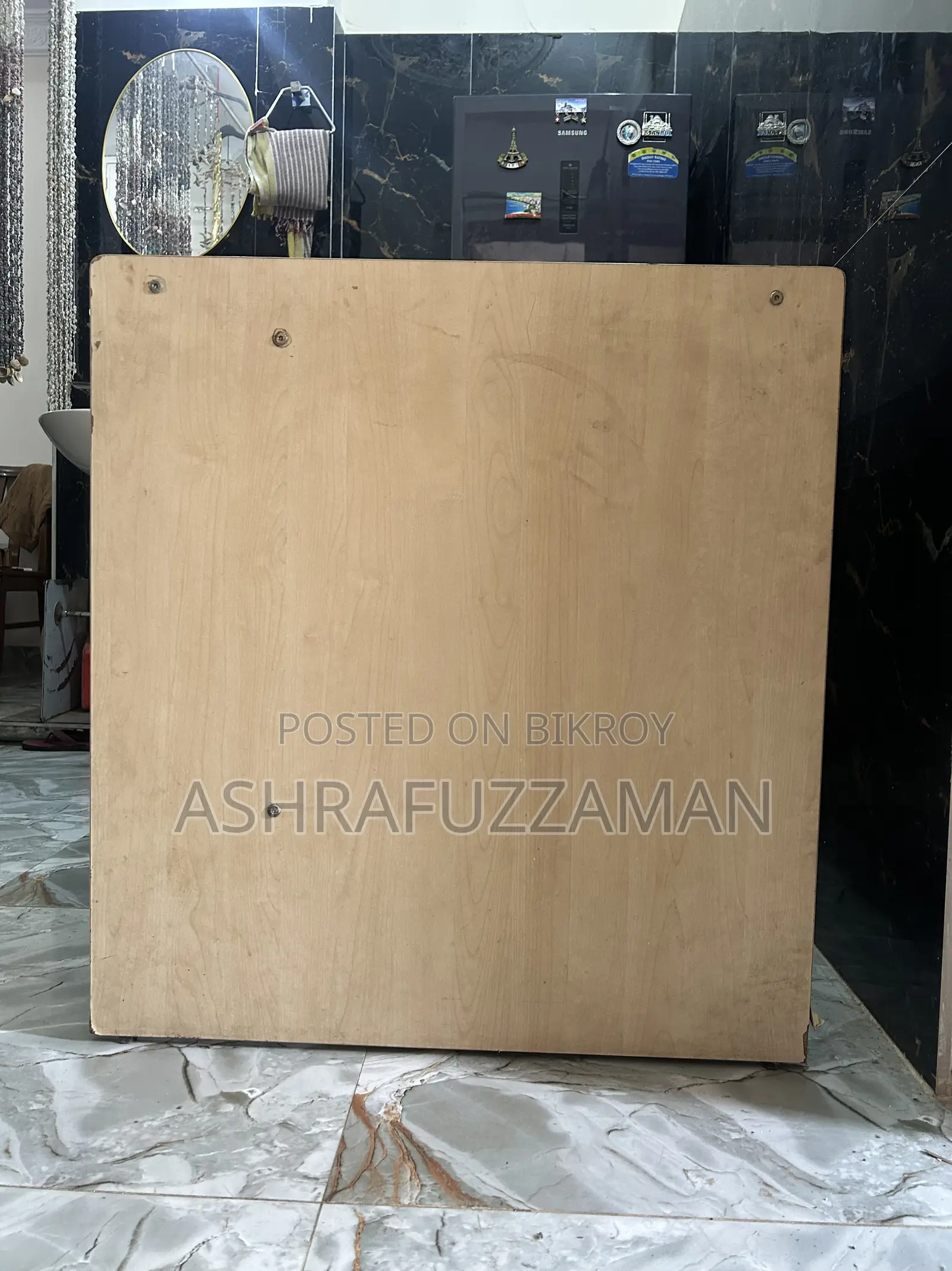 An office table and a high quality moving chair will be sold