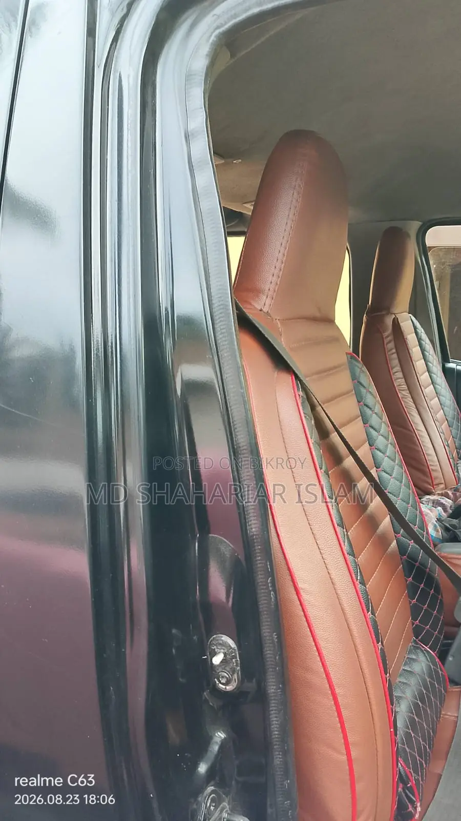 Toyota HiAce 2006 Black