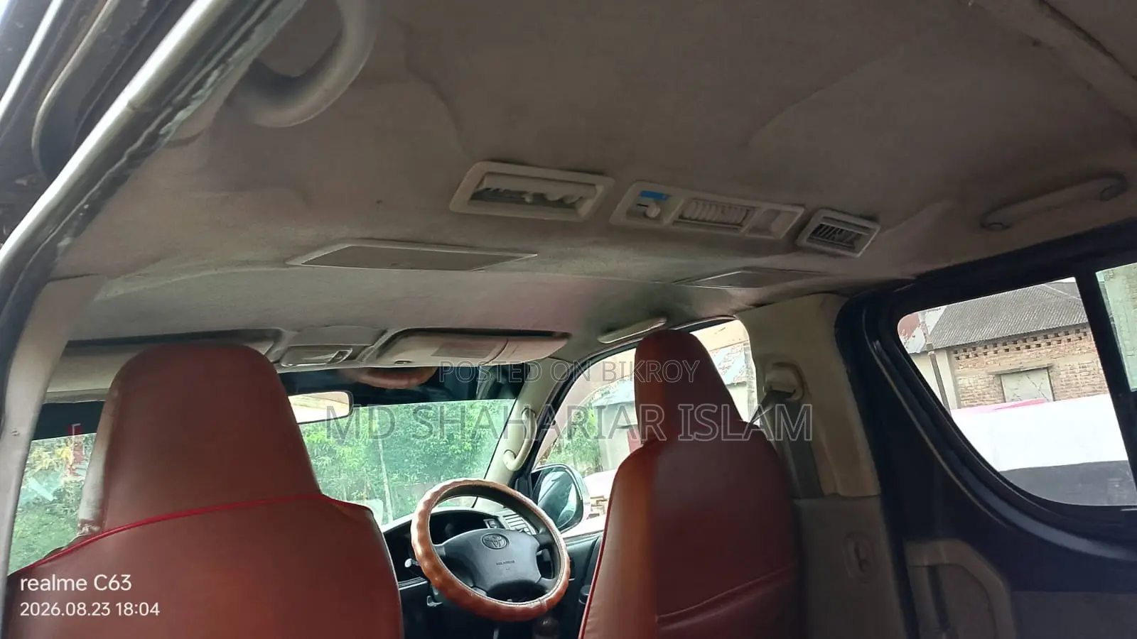Toyota HiAce 2006 Black