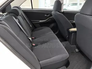 Toyota Premio 1.5 FWD 2020 White