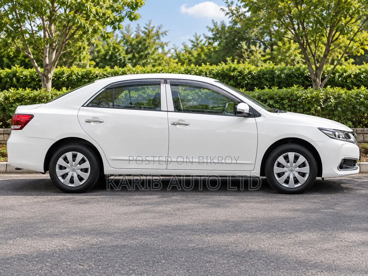 Toyota Premio 1.5 FWD 2020 White