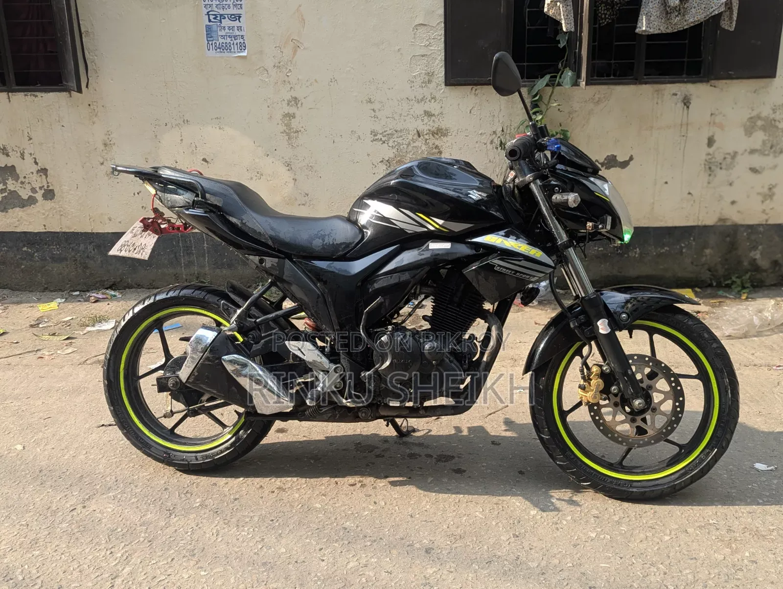 সুজুকি গিক্সার ২০২৩ কালো