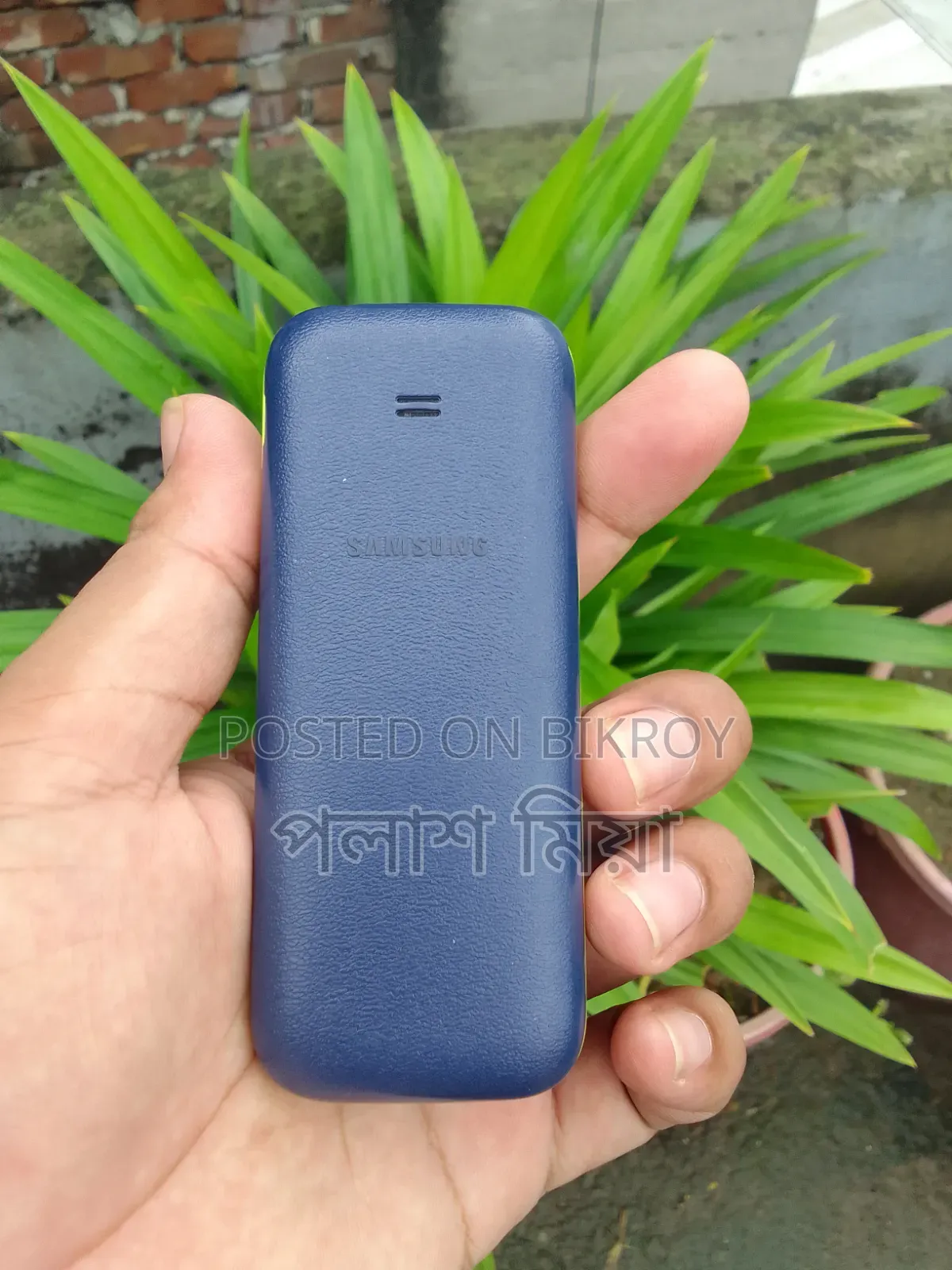 নতুন স্যামসাং বি৩১০ কালো