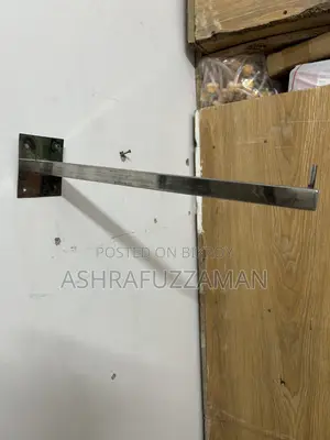 Wall hanger for clothes in shops and homes