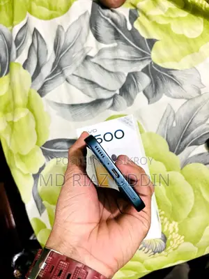 Vivo Y500 ১২৮ জিবি ব্লু