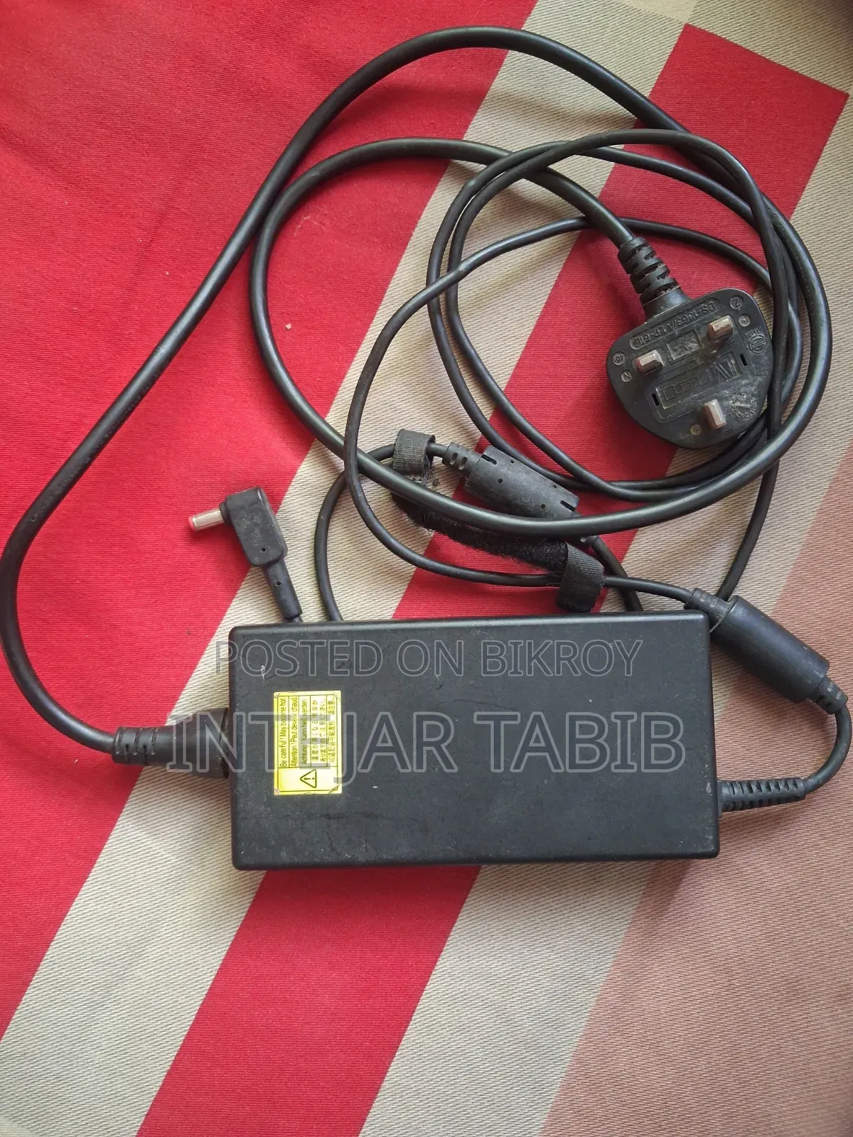 এসার নাইট্রো ৫ (১৮০ডব্লিউ, অরিজিনাল চার্জার)