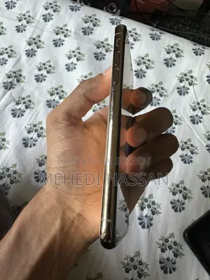 অ্যাপল আইফোন এক্সএস ২৫৬ জিবি গোল্ড