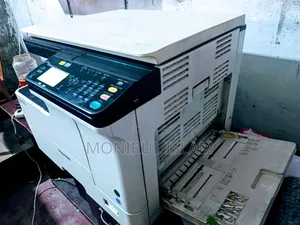 তোশিবা ফটোকপি মেশিন ২৫ ২৩ এ বিক্রয় করা হইবে