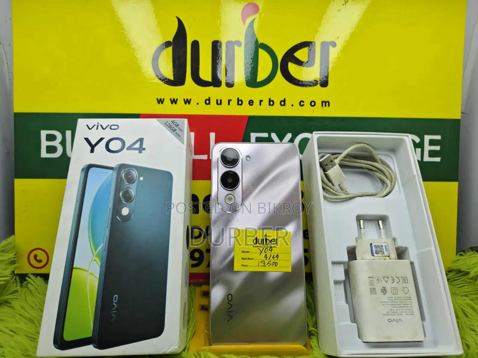 Vivo Y04 64 GB Silver